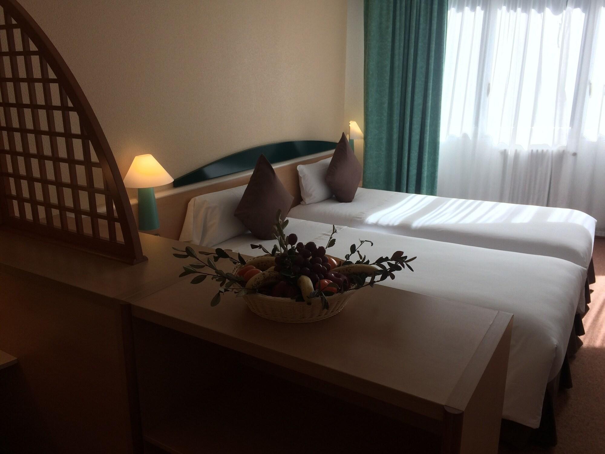 Hotel Tropical Escaldes Eksteriør bilde